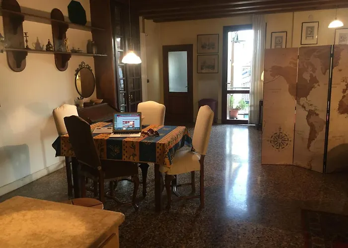 Delle Erbe Apartamento